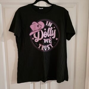 In Dolly We Trust Black Graphic Tee - Short Sleeve